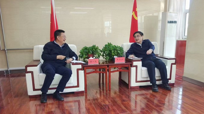 金宝慱亚洲体育集团与安宁区委区政府会谈