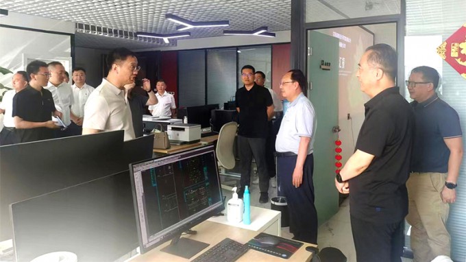 张佩峰一行调研省建筑设计院新疆分公司、省水电设计院新疆分公司