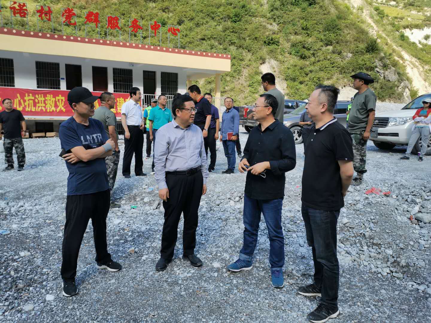 1603361728639003398.jpg 抢险救灾现场.jpg